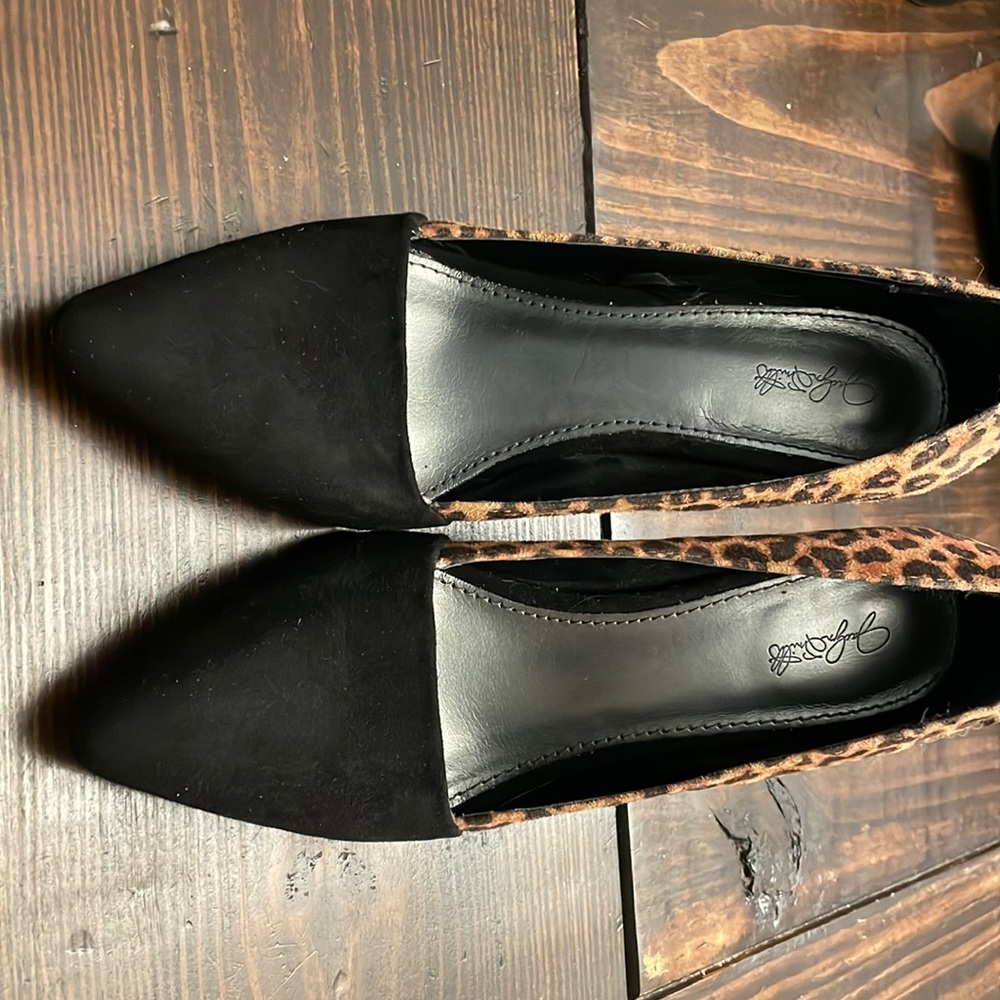 Jessica Simpson Two Tone Black and Leopard Heels size 7